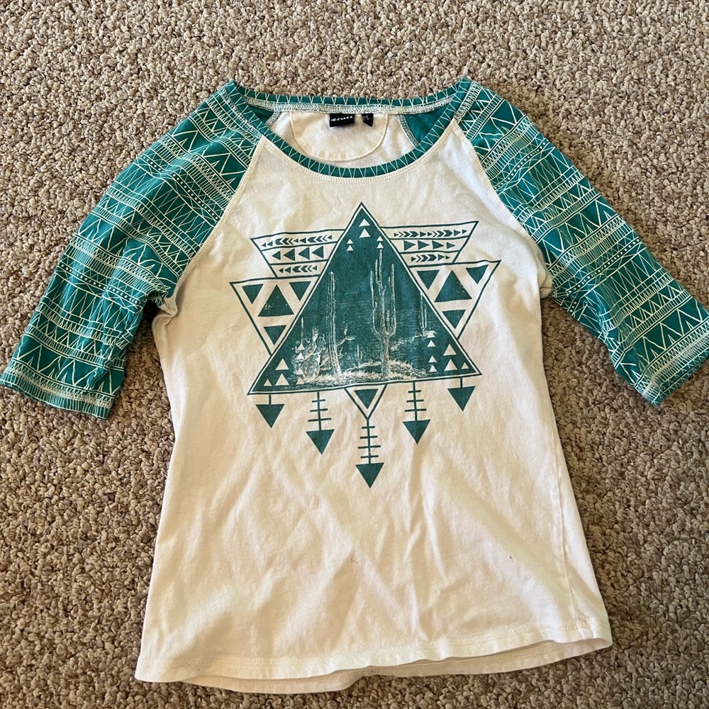 Graphic tee